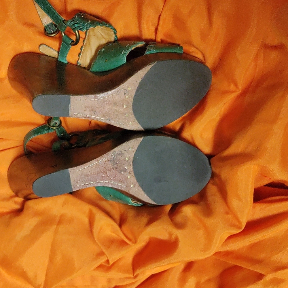 Frye Piper Wedges - Picture 3 of 4